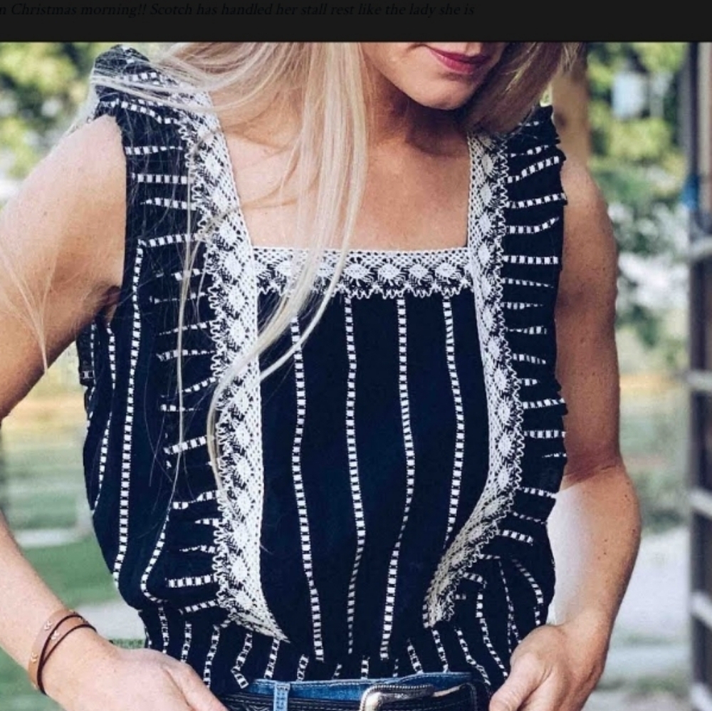 A.N.A. Sleeveless Blouse